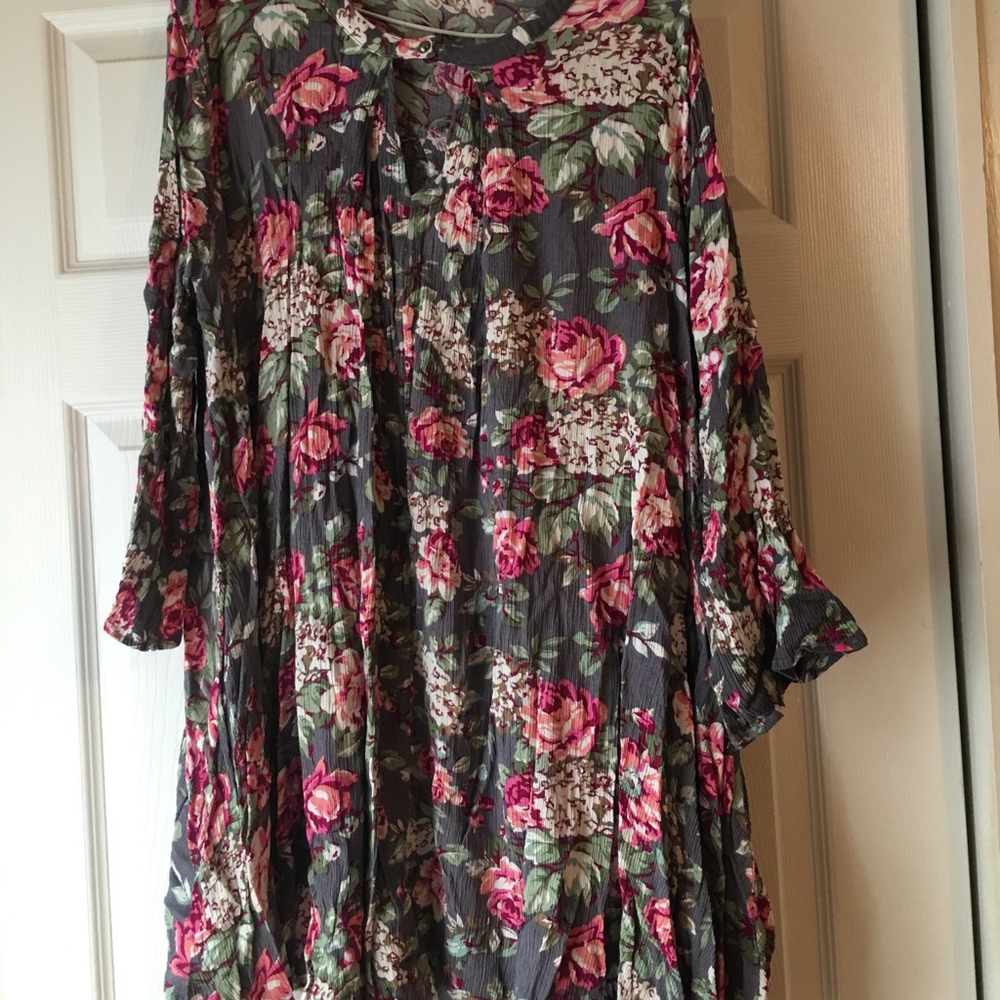 Cute floral tunic